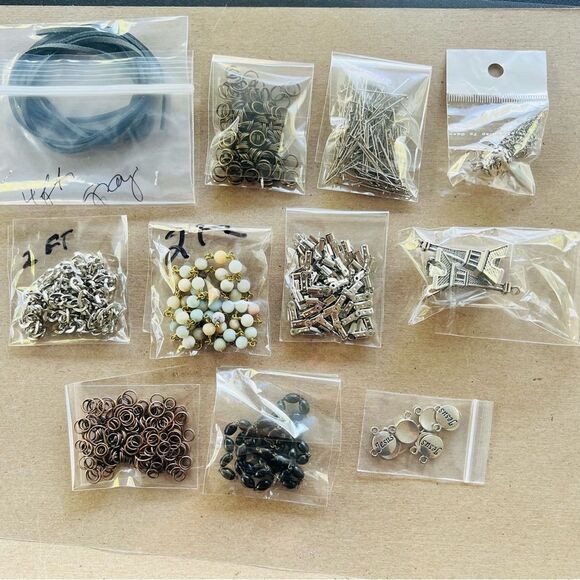 Over 10 bundles of Assorted Jewelry Making Supplies - Picture 1 of 13
